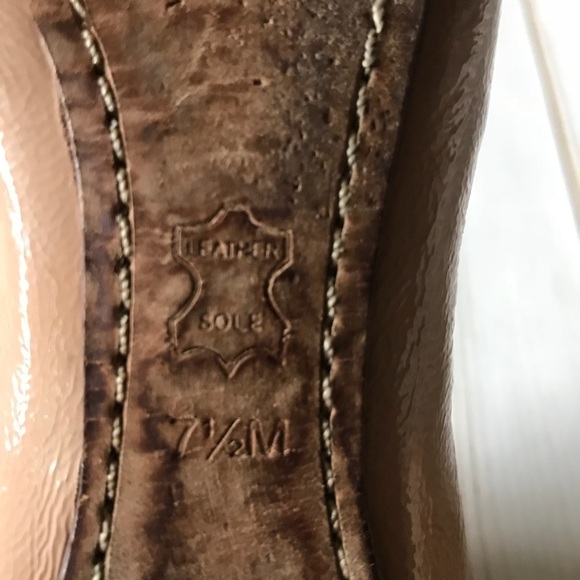 Tory Burch Caroline Beige Flats - Picture 5 of 5